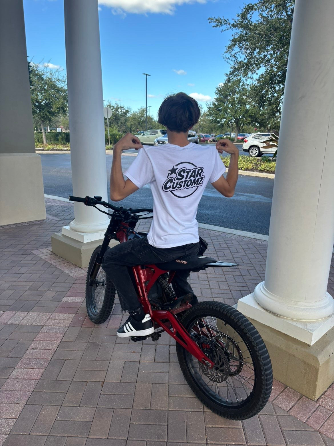 StarCustomz V1 T-Shirt