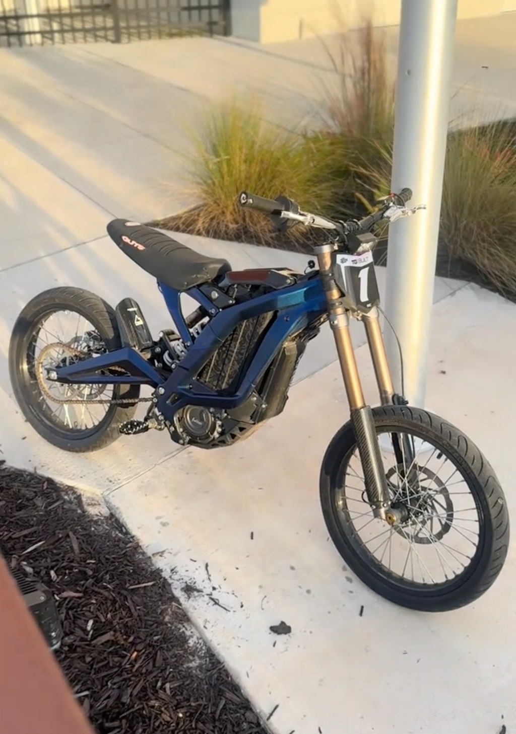 StarCustomz® Surron LBX Supermoto Wheelset